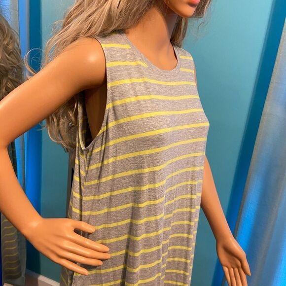 Time & Tru Green & Gray summer dress w/ pockets - Picture 3 of 6